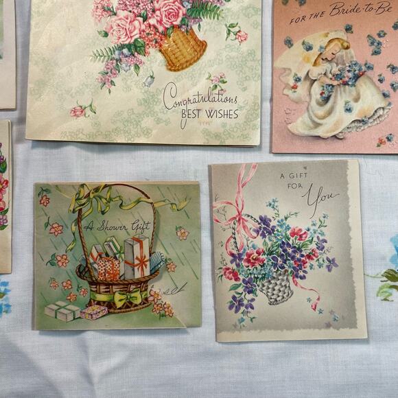 Lot of Kitsch Shower Cards and Wedding Cards - Picture 3 of 12